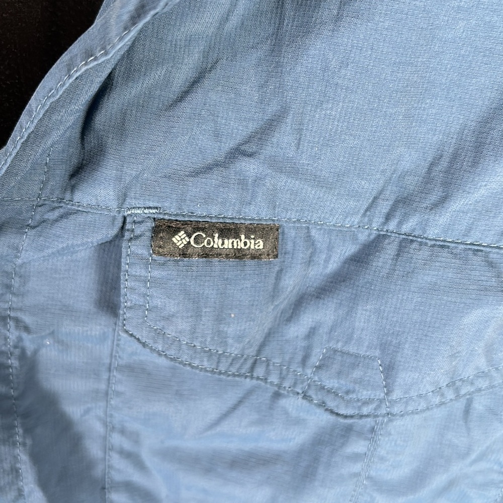 Columbia Titanium Mens Button Down Shirt - Picture 3 of 5